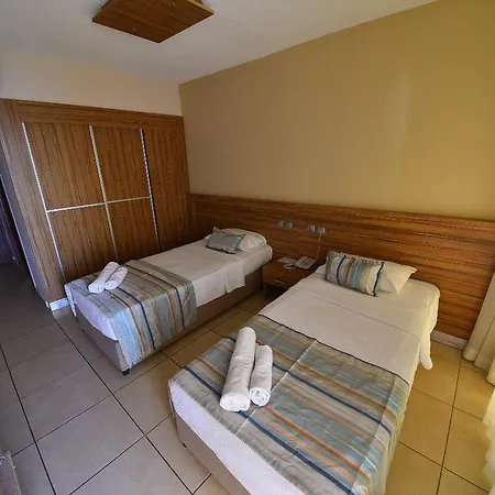 Rosary Hotell 3*